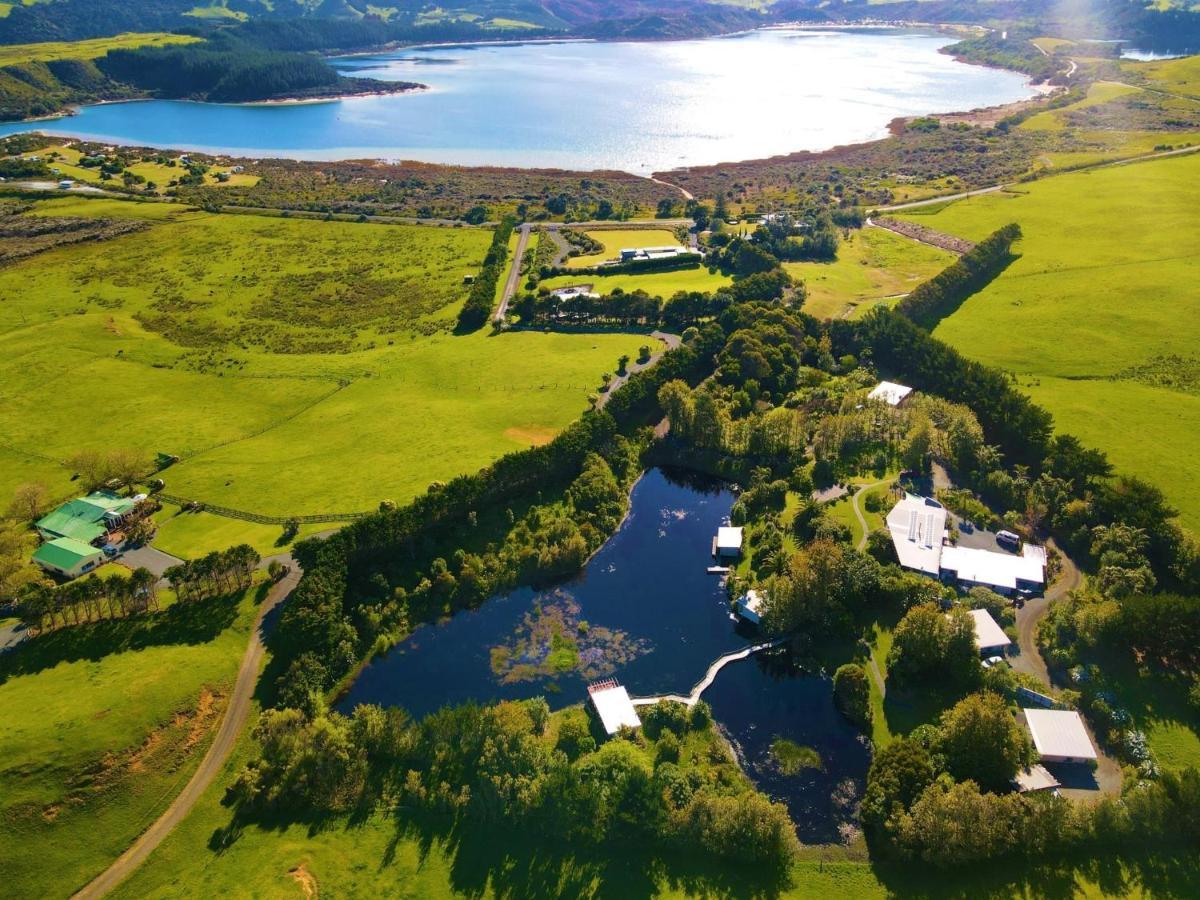 The Lakes - Kai Iwi Lakes Exclusive Retreat Kaihu Exterior photo