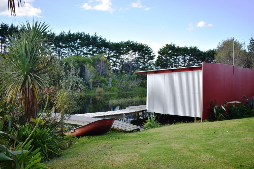 The Lakes - Kai Iwi Lakes Exclusive Retreat Kaihu Exterior photo